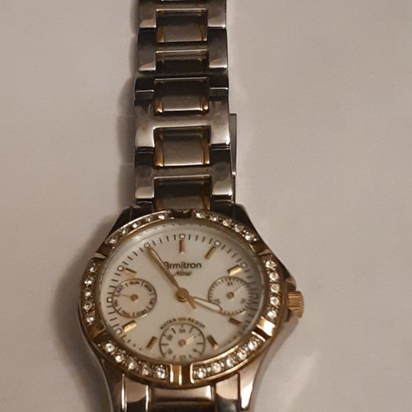 Armitron NOW women's watch - Picture 2 of 8